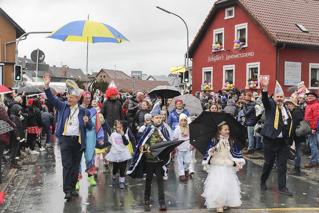 Großer Faschingsumzug  zum Stadtsteinacher Marktplatz