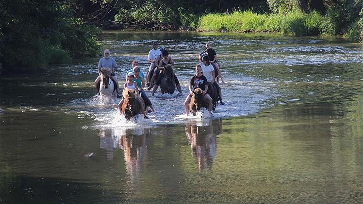 Erfrischender Ritt durch die Saale.