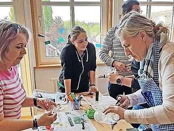 Viel Anklang fand das Jugendleiterseminar des Gartenbaukreisverbands in Mitwitz. Die Teilnehmer holten sich jede Menge Ideen für die Arbeit in den Ortsverbänden.  Foto: Gerd Fleischmann