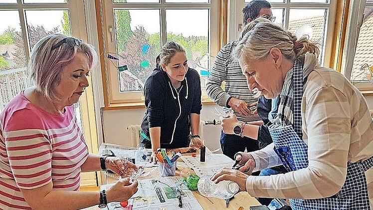 Viel Anklang fand das Jugendleiterseminar des Gartenbaukreisverbands in Mitwitz. Die Teilnehmer holten sich jede Menge Ideen für die Arbeit in den Ortsverbänden.  Foto: Gerd Fleischmann