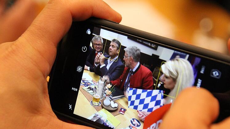 Eine Erinnerung an den Abend. Foto: Simone Bastian