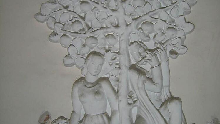 Stuckrelief im Trauzimmer von Maria Lerch