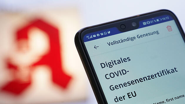 Den Genesenenstatus erhalten EU-B&uuml;rgerinnen und B&uuml;rger ab sofort auch nach einem positiven Schnelltest.