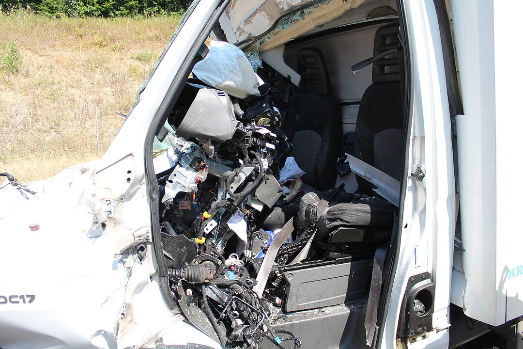 Lkw-Fahrer überlebt Unfall nicht