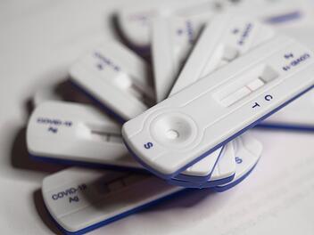 Corona-Test wird nach Infektion nicht mehr negativ: Das steckt hinter dem Ph&auml;nomen