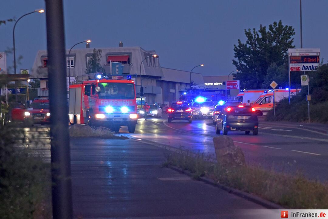 Amoklauf in Regionalbahn - Ein Toter, dutzende Verletzte