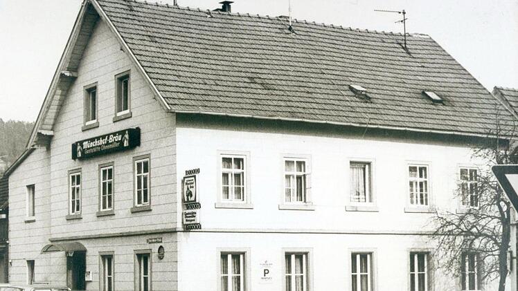 Objekte der Begierde waren während des Bierkrieges die Ausschankstellen der Mönchshofbräu, wie hier das Gasthaus Ohnemüller in Weiher.
