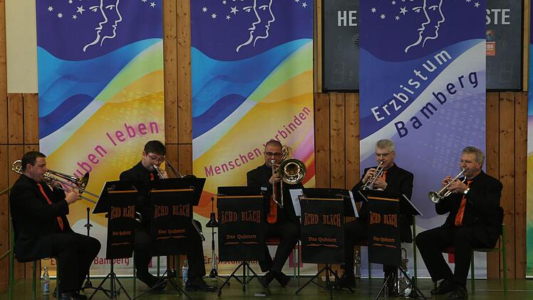 Die Formation Ächd Bläch gestaltete den Festakt musikalisch