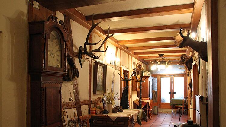 Der Dreistelzhof ist rustikal eingerichtet. Foto: Ulrike Müller