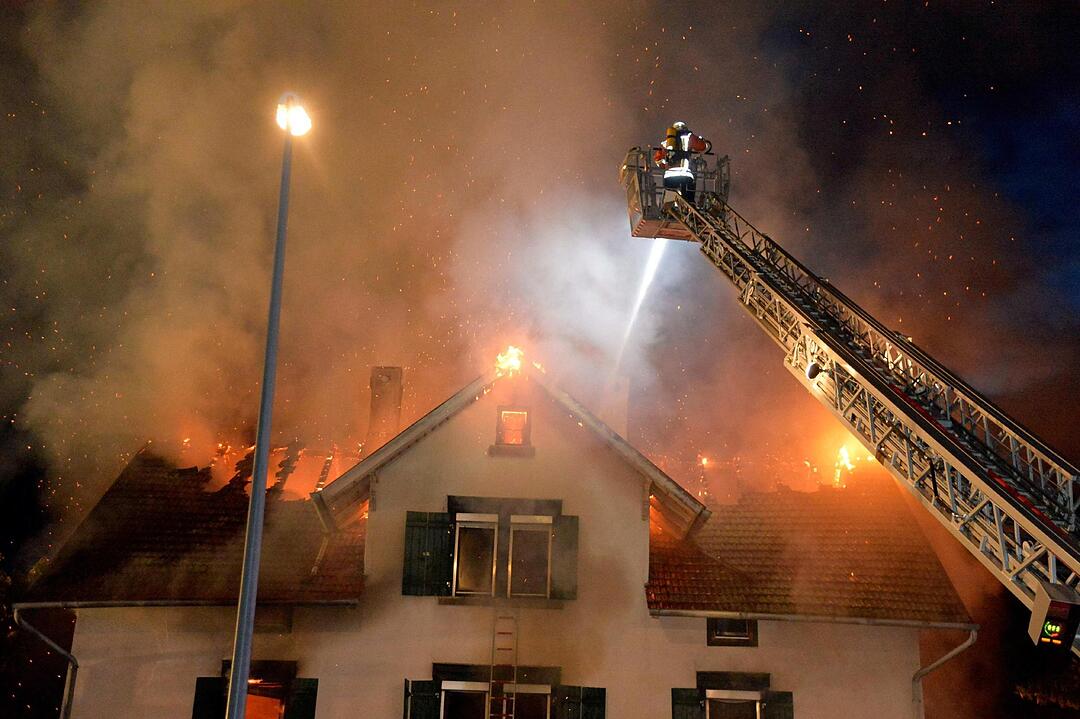Brand in geplanter Asylunterkunft in Baden-Württemberg