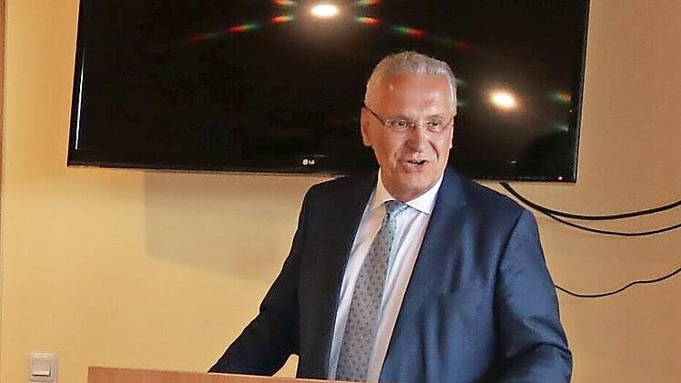 Die Festrede hielt Minister Joachim Herrmann.