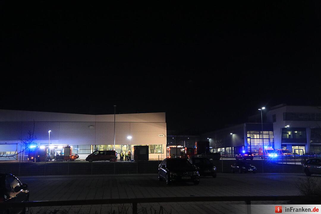 Ammoniakaustritt bei Automobilzulieferer in Schweinfurt - zwölf Verletzte