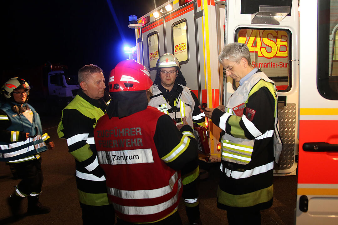 Rödental: Großbrand in Recycling-Betrieb