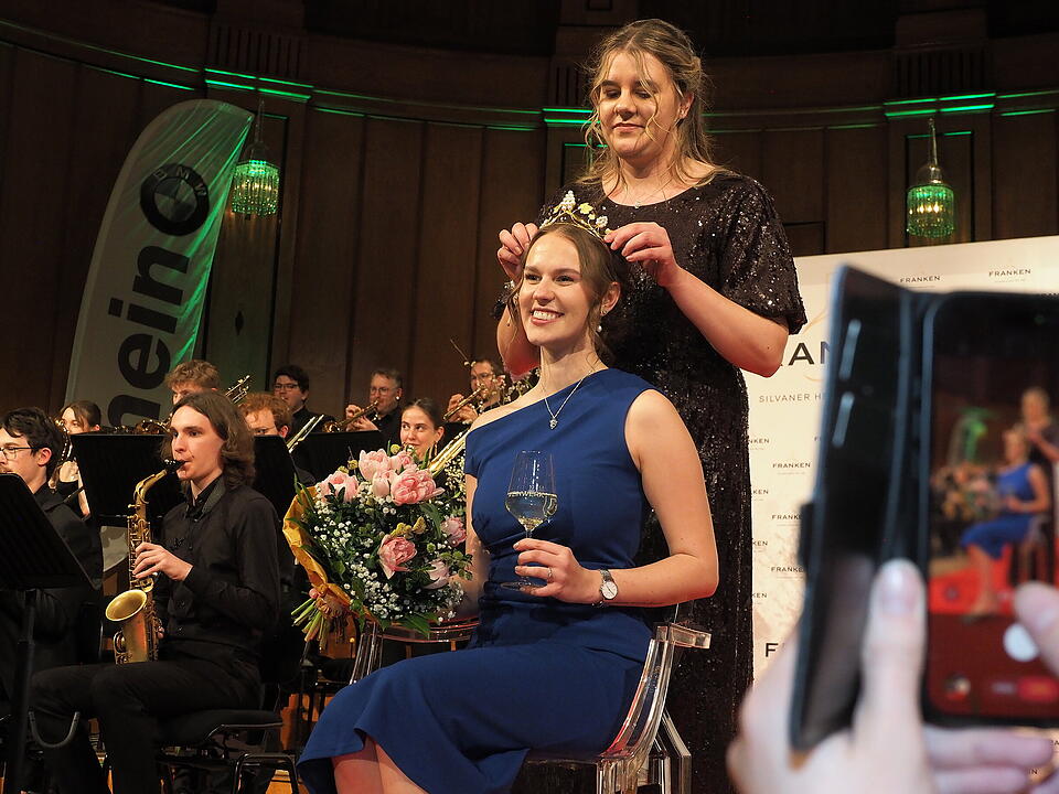Die 68. Fr&auml;nkische Weink&ouml;nigin wurde gekr&ouml;nt.