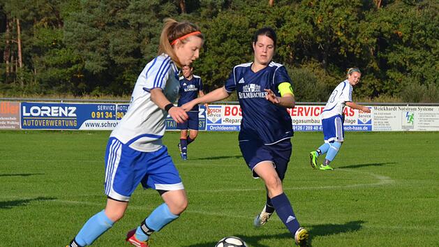 Der TSV Brand (in weiß) feierte in der Bezirksoberliga einen 7:2-Sieg beim SV Sulzkirchen. TSV Brand
