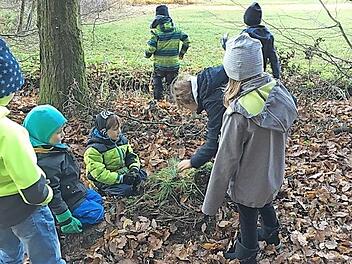 Mit Teamwork und vielen guten Ideen meisterten die "Neusiche L&ouml;schfr&ouml;sch" eine verzwickte Aufgabe.  Foto: privat