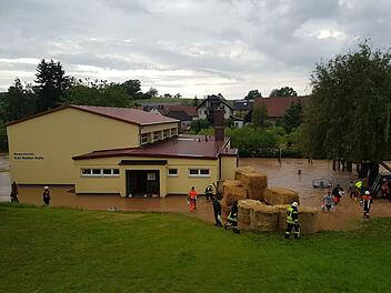 Beim jüngsten Unwetter am 5. Juni in der Gemarkung Wartmannsroth überflutete der Steinbach Teile von Dittlofsroda. Nun will die Gemeinde ein Konzept gegen solche Sturzfluten in Auftrag geben.
