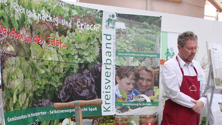 Der Stand der 81 Obst- und Gartenbauvereinen im Landkreis auf der Genussmesse Kulinea in Zeil hat sich besonders herausgeputzt. Friederike Stark