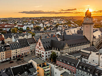 Luftbild mit Blick auf das Alte Rathaus