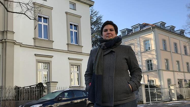 Franca Heinsch hat die Geschichte dieser Häuser recherchiert.