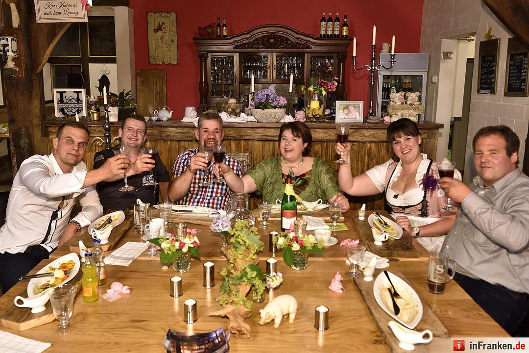Das perfekte Promi Dinner _ Bauer sucht Frau-Spezial