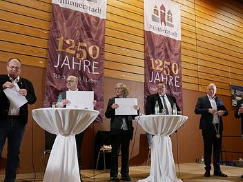 Podiumsdiskussion mit den Bürgermeisterkandidaten aus Münnerstadt. Heike Beudert