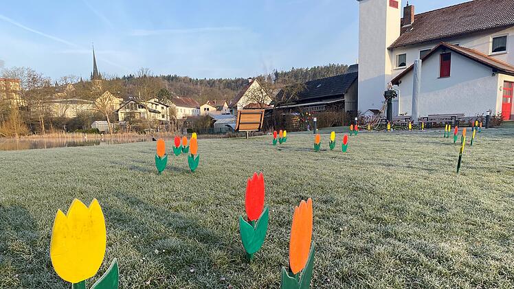 Ahorn: Osterbrunnen-Saison eröffnet