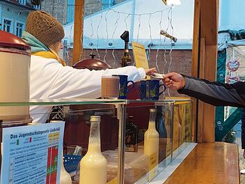 Bamberger Weihnachtsmarkt 2023: So viel kostet der Glühwein in diesem Jahr