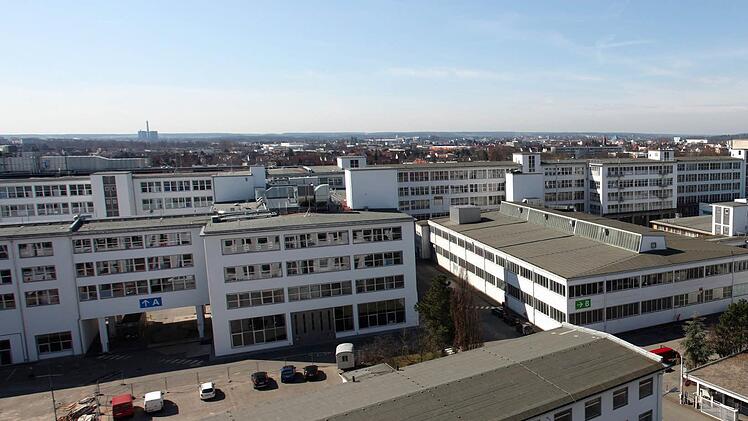 Blick über ein Teil des Geländes des ehemaligen Elektrogeräte-Herstellers AEG in Nürnberg. Foto: Daniel Karmann/dpa