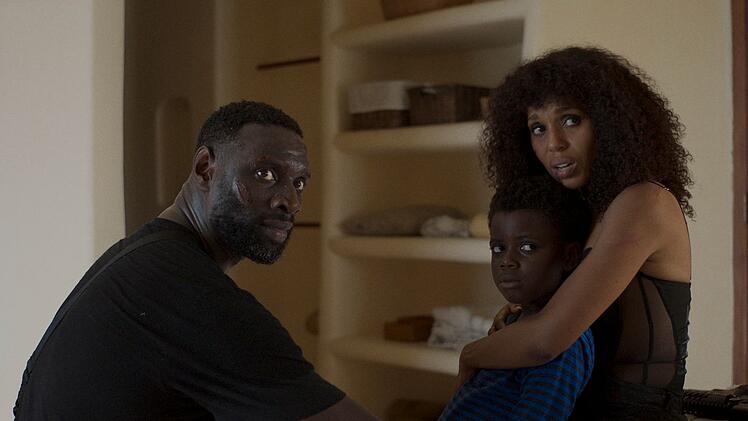 Isaac (Omar Sy, links) und Kyrah (Kerry Washington) machen sich große Sorgen um die Sicherheit ihres Sohnes (Jahleel Kamara).