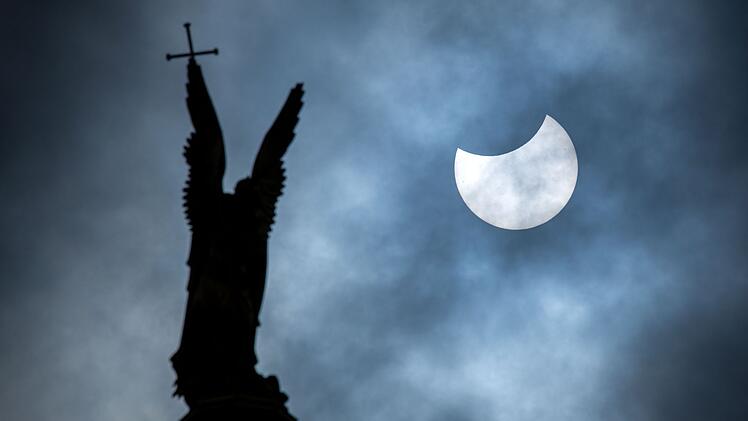 Partielle Sonnenfinsternis - Schwerin