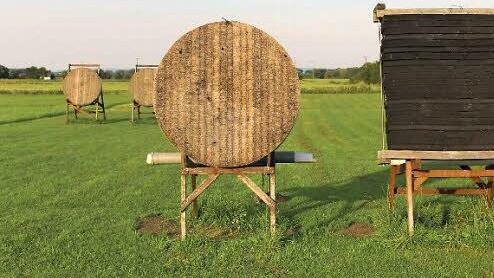 Die Mühlhausener Bogenschützen üben schon seit geraumer Zeit ihren Sport auf einer gemeindeeigenen Wiese aus, die im Flächennutzungsplan bisher aber nicht als Sportgelände ausgewiesen war. Foto: Seeger