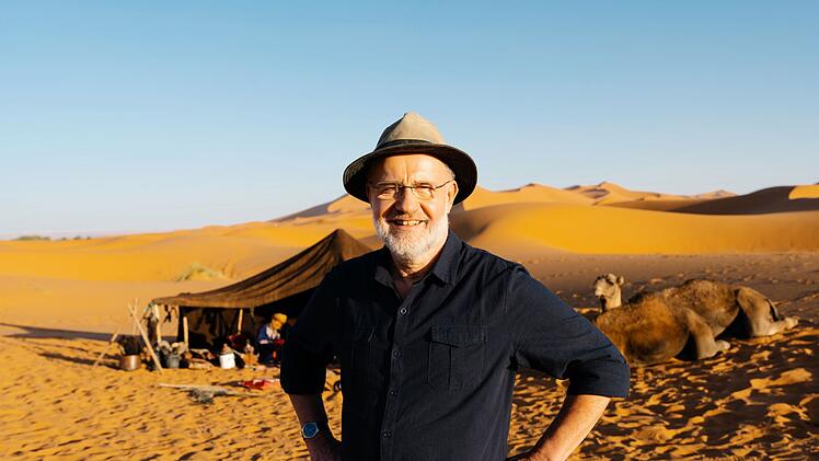 Schon als Kind fragte sich Harald Lesch - hier in der marokkanischen W&uuml;ste, "wie all das Wissen in die Welt kam".
