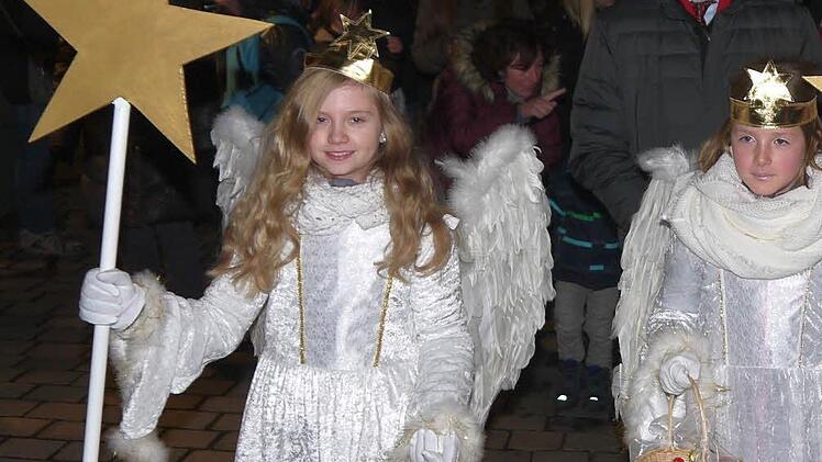 Impressionen vom Neustadter Nikolausmarkt. Foto: Berthold K&ouml;hler