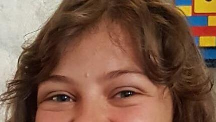 Die Studentin Jana verschweigt nicht, wie skeptisch sie anfangs war, als es darum ging, bei der Aktion dabei zu sein. Nach dem Vormittag ist sie überrascht und begeistert - auch von ihren Gruppenmitgliedern: "Der Vormittag bringt mir ganz viel Motivation und Ideen. Ich bin super beeindruckt, wie es organisiert wurde. Auch die Bebilderung und die freien Getränke, das war stark. Hut ab. Großartig finde ich auch, dass es überhaupt keine Hierarchien gab, dass kein Teilnehmer das Gefühl hatte, jem...