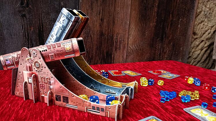 Spiele-Test "Kipp mir Saures":  Die Bonbon-Fabrikant mit den Kippröhren