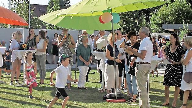 Mit einem Fest wurde Kindergartenleiterin Renate KunkelG&uuml;rtner in den Ruhestand verabschiedet.  Foto: privat