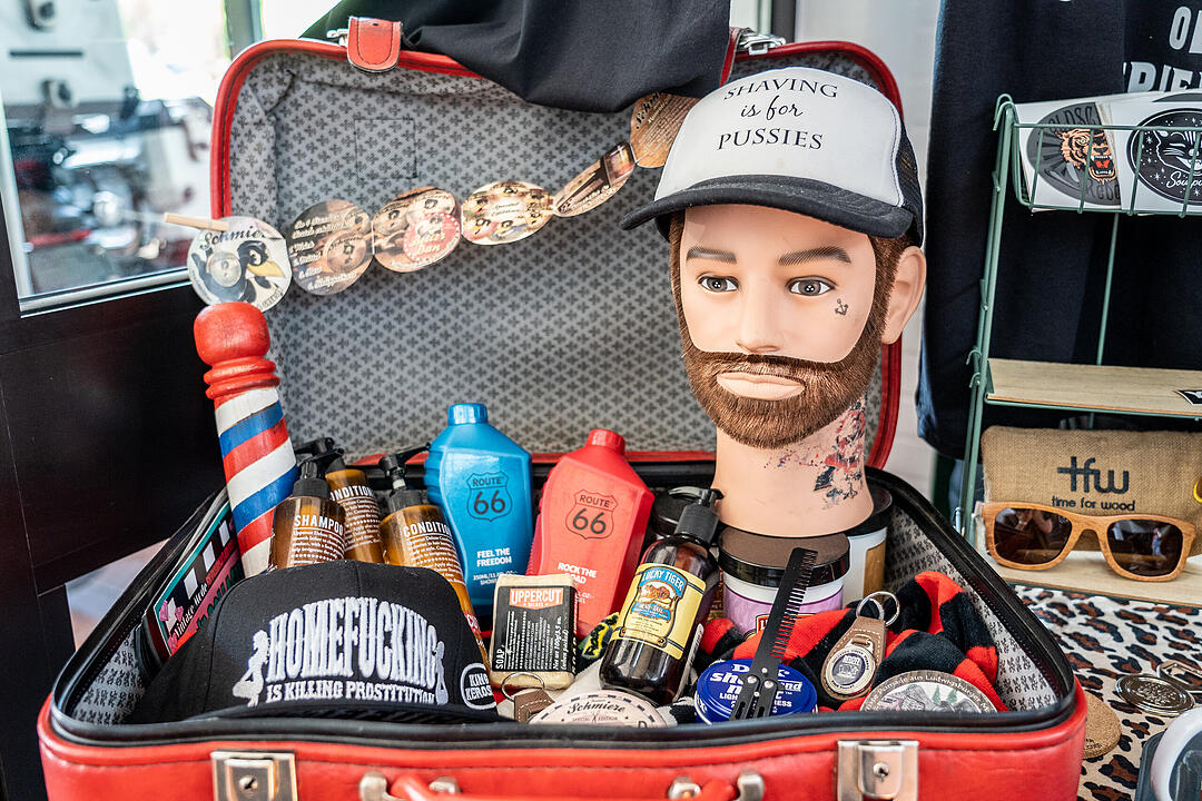 Mit vielen Top Tattookünstlern und Händlern.