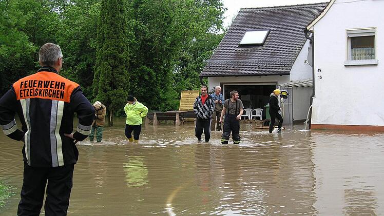In der Höchstadter Badgasse am Aischufer stand das Wasser am höchsten. Foto: Andreas Dorsch