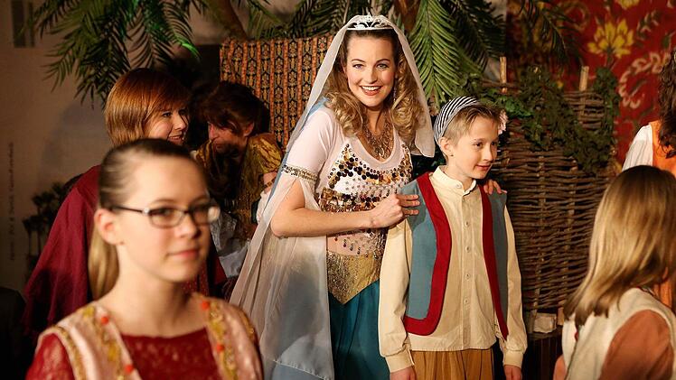 In der Titelrolle: Julia Klein als Prinzessin Amirah.