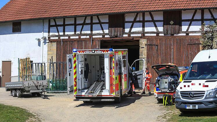 Arbeiter stürzt sechs Meter in die Tiefe