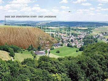 Mit dieser Animation machen die Befürworter eines Flugplatz-Neubaus deutlich, welche Auswirkungen ein möglicher Ausbau der Brandensteinsebene für die Stadtteile im Coburger Oasten hätte.  Fotomontage: CDM