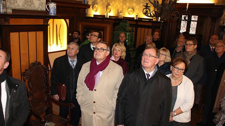Eindrücke von der Sondersitzung des Bezirkstages in Aschach mit Besichtigung des Schlosses. Foto: Ralf Ruppert