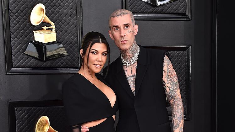 Kourtney Kardashian und Travis Barker