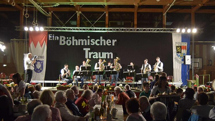 Die "Blaskapelle Tidirium" zog mit viel Freude und Humor das Publikum in ihren Bann. Foto: Andreas Welz