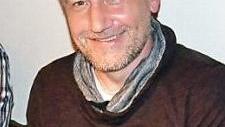 Michael Nestmann hat genug von Hundekot und Schlamm auf der Straße.  Foto: Uschi Prawitz