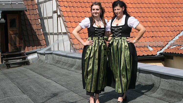 Die neue Tracht der Coburger Schützendamen
