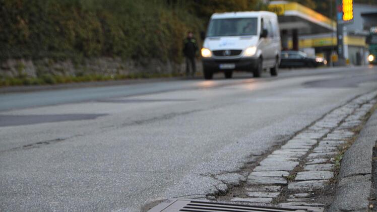 Die Kissinger Straße in Bad Brückenau ist für Pendler ein tägliches Ärgernis. Foto: Ulrike Müller