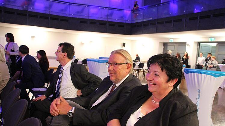 Gäste aus Coburg: Alt-Oberbürgermeister Norbert Kastner, Grünen-Stadträtin Angela Platsch. Foto: Simone Bastian