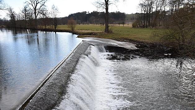 Mit der Kraft des Wassers - wie hier in Dreschen - wird im Landkreis Kulmbach rund ein Prozent des Strombedarfs gedeckt.  Foto: Uschi Prawitz